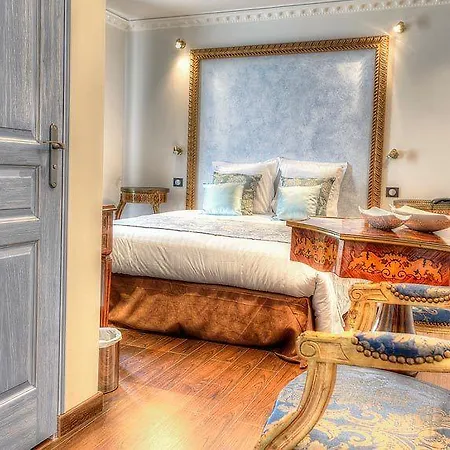 The Originals Boutique, Aultia,