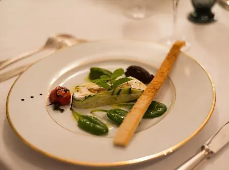 Hotel The Originals Boutique, Aultia, 3*